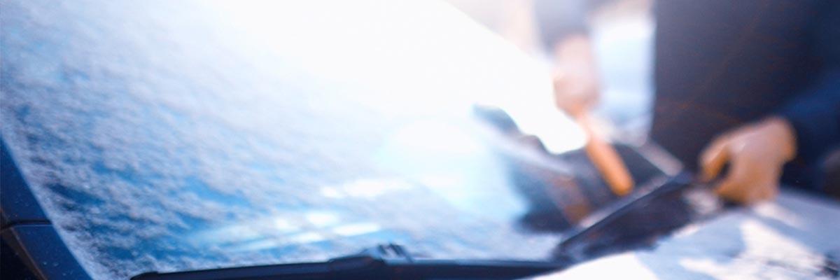 Scheiben enteisen: Das können Sie falsch machen 